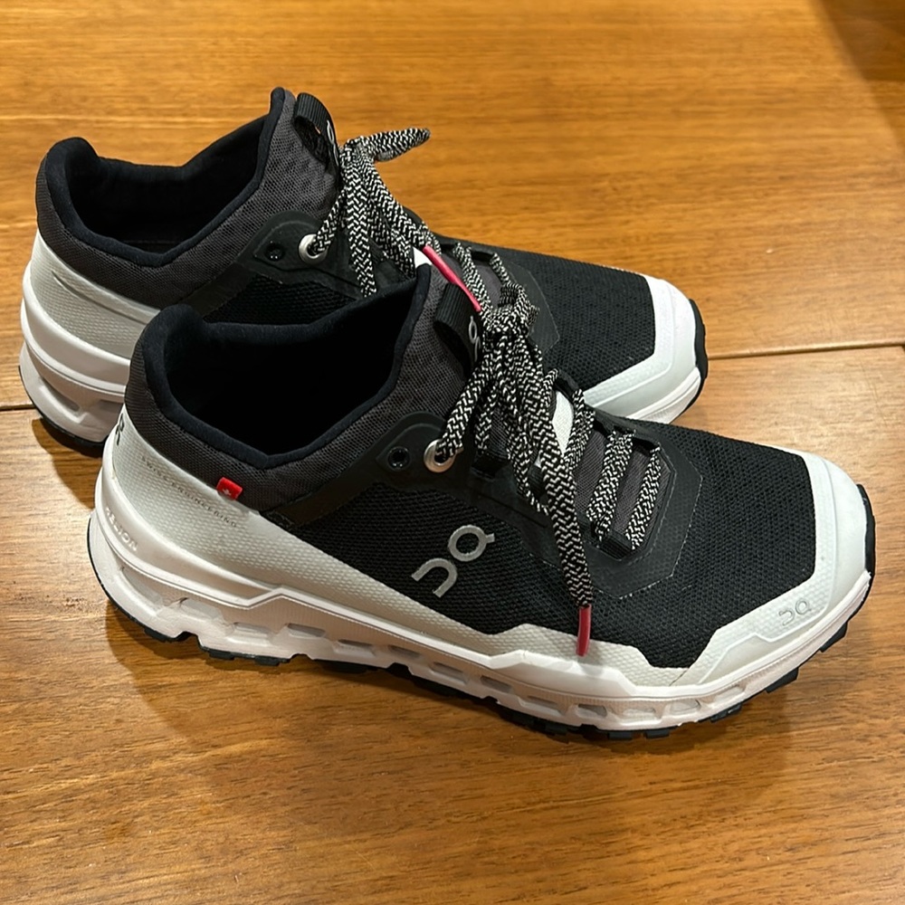 Women’s On Cloud Helion Cloudtec